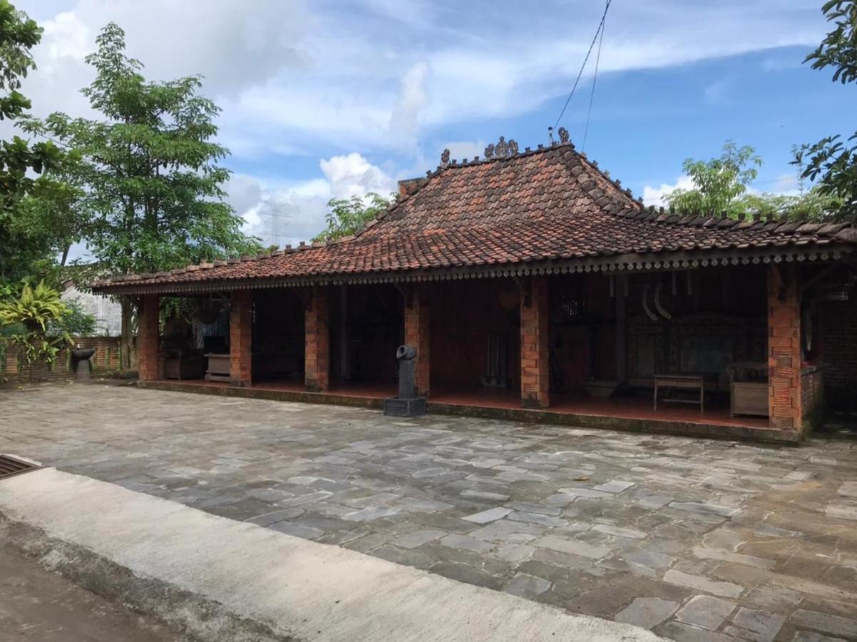Legiyem Homestay Yogyakarta Esterno foto